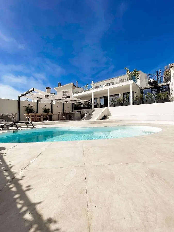 Luxury Villa In Puerto Banus Panoramic Mountain And Sea Views With Private Pool 马尔韦利亚