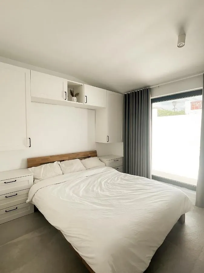Luxury Villa In Puerto Banus Panoramic Mountain And Sea Views With Private Pool 马尔韦利亚